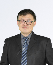 易逸群